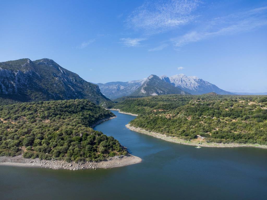 Voyage entre mer et montagne : itinéraire entre Béjaïa et Tizi Ouzou